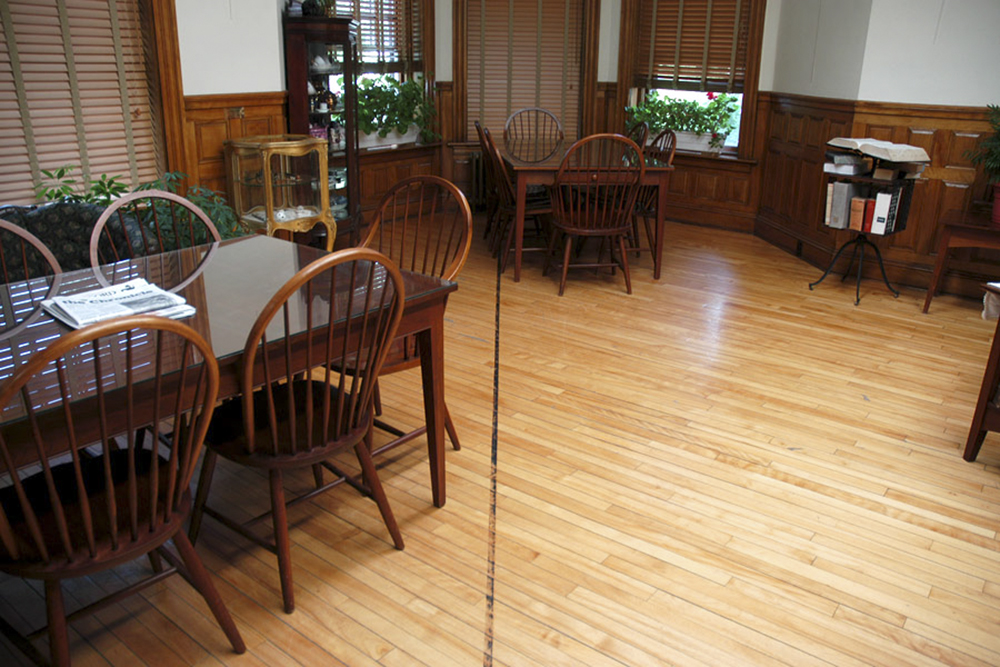 The Haskell Free Library and Opera House lies in both Canada and the USA