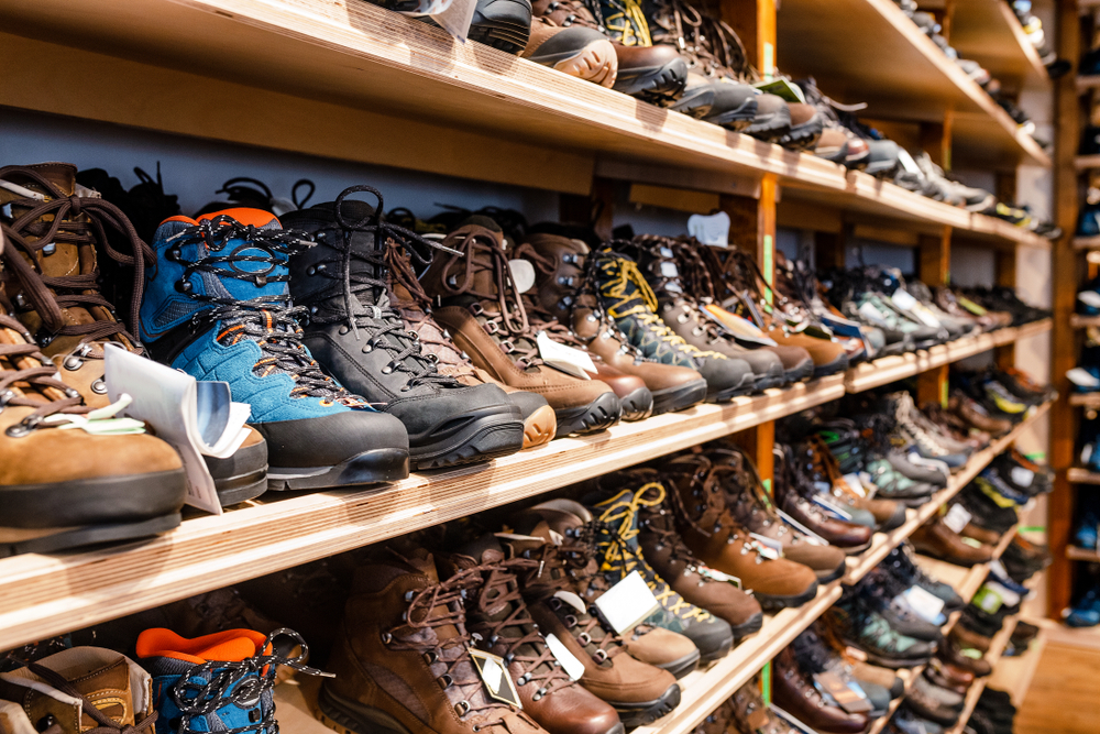 How to choose hiking boots: a beginner's guide
