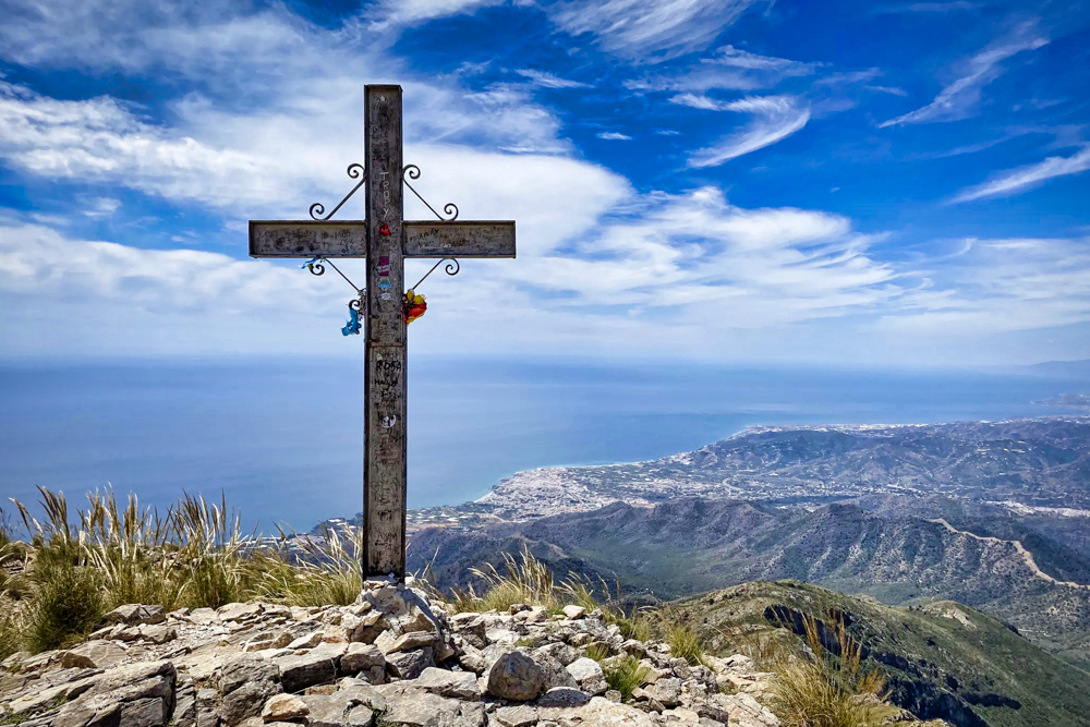 The crucifix at the summit of Pico del Cielo, one of the best hikes in Malaga – one of the most thrilling hiking trails in Málaga