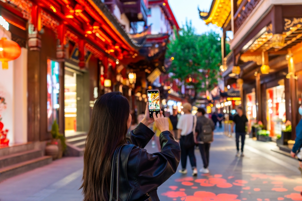 Stay connected with the best eSIM in China