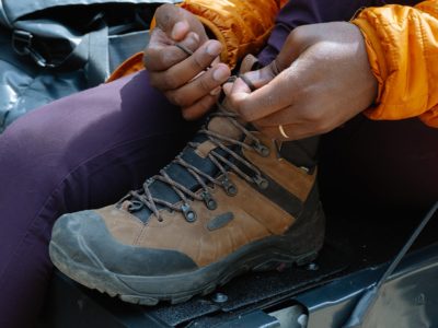 how to lace hiking boots